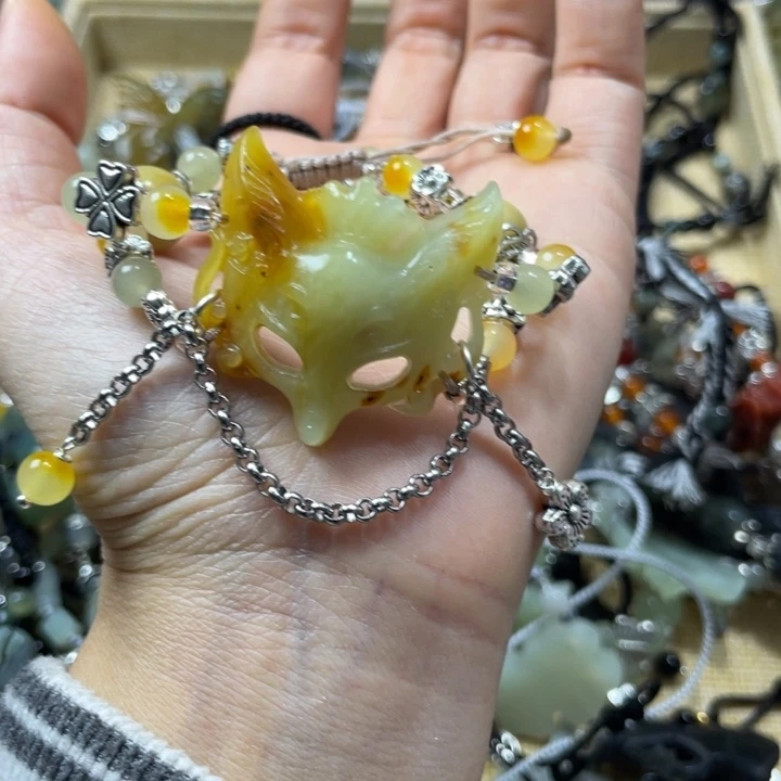 蛇纹石玉合金颈饰