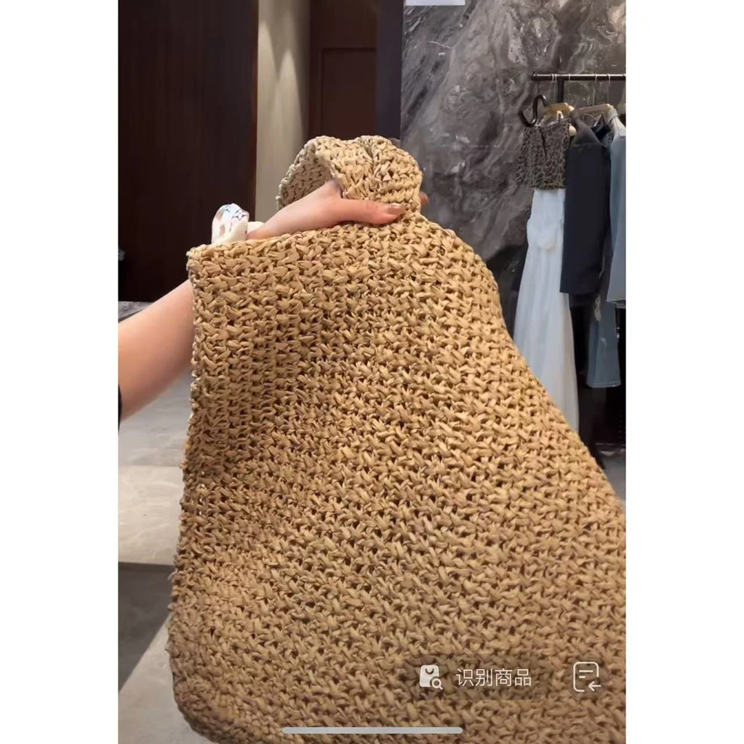 徐秋阳    托特草编包   百搭时尚休闲大容量包包