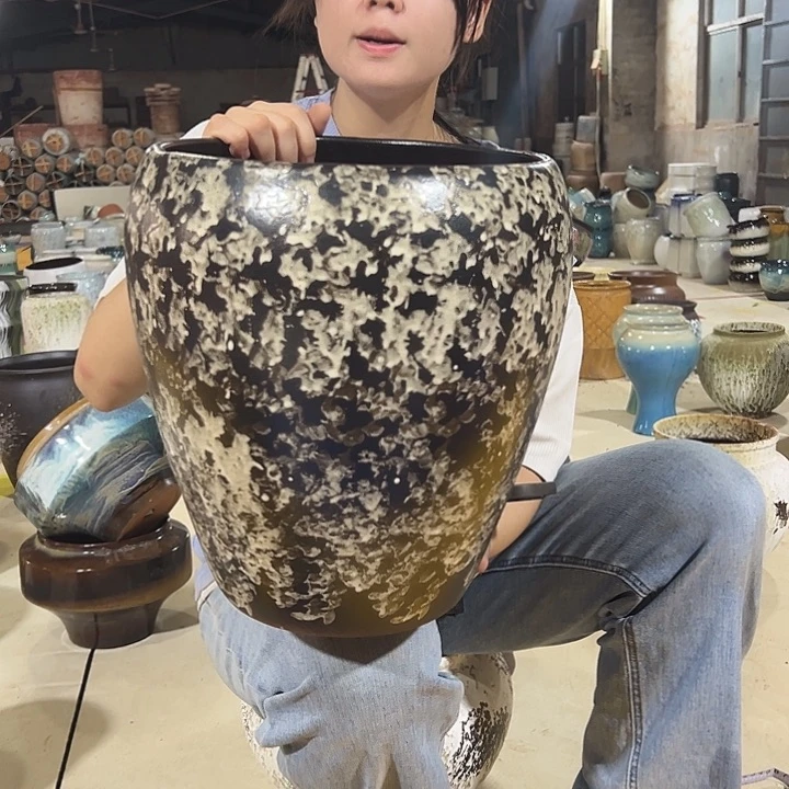 高度31厘米口26厘米