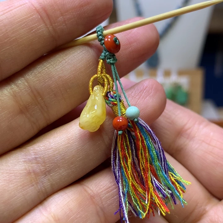 琥珀未镶嵌裸石滴流