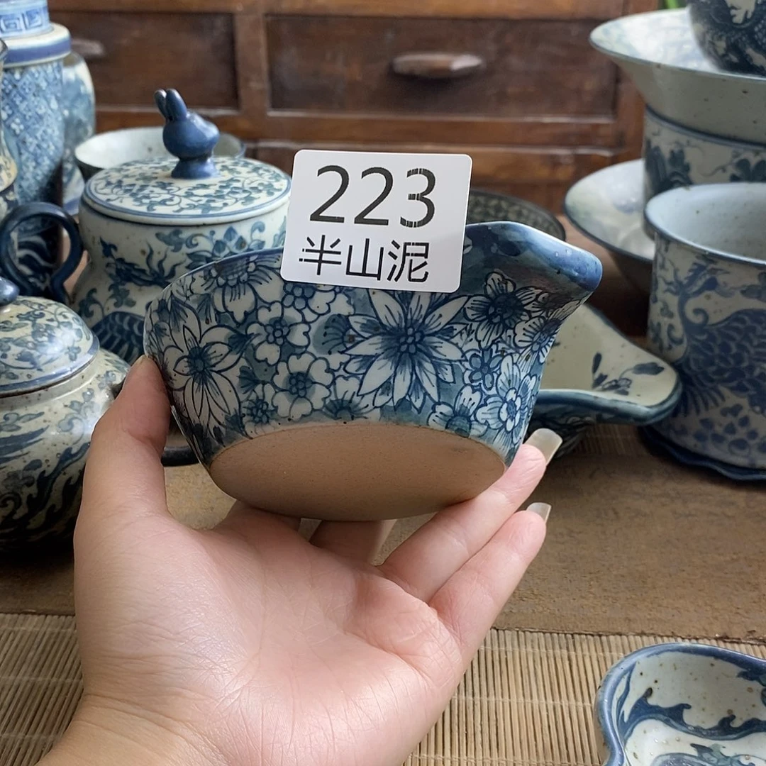 胖****手工手绘青花高温陶瓷