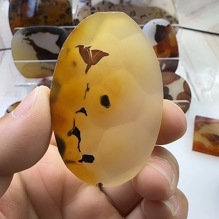 未镶嵌颈饰玛瑙/玉髓