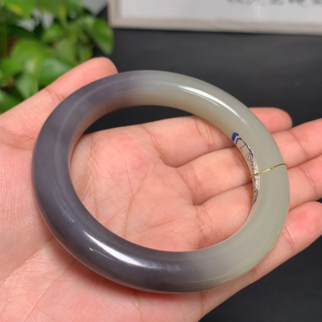 和田玉手镯未镶嵌58