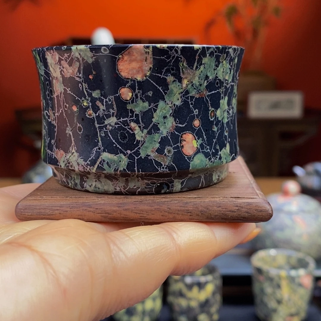 梅花玉精美梅花竹节杯