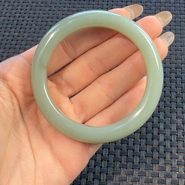 未镶嵌手镯和田玉（糖玉）