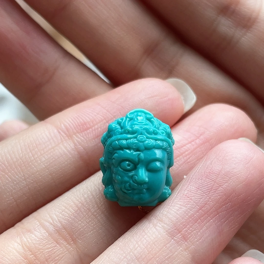 绿松石未镶嵌颈饰
