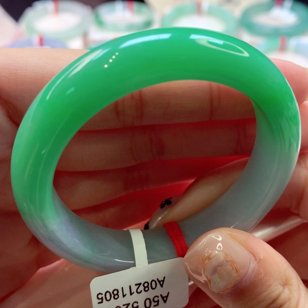 翡翠手镯未镶嵌115号正圈77