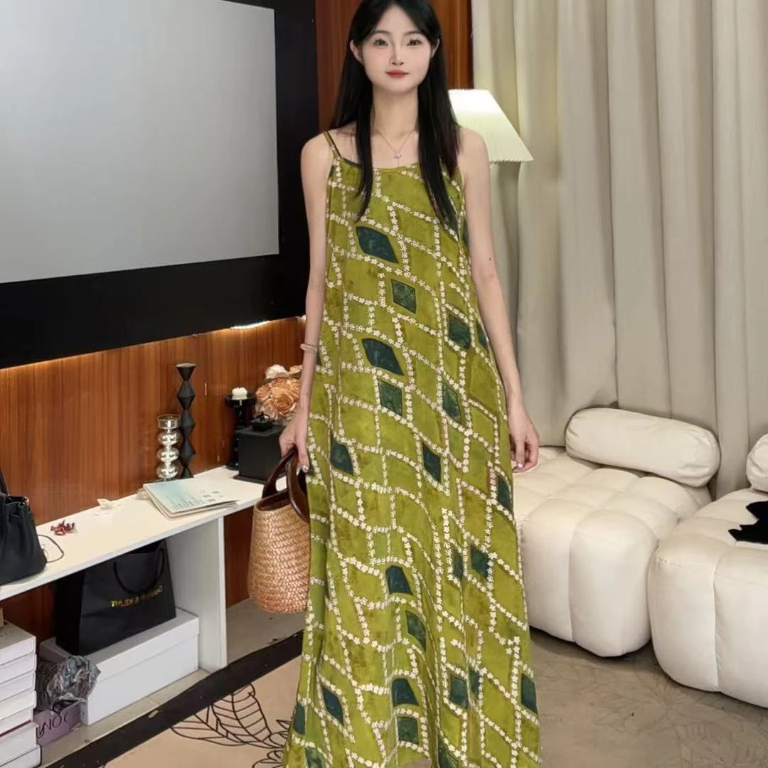 3028# 绿格 细肩带显瘦气质时尚夏季复古宽松小清新中长款韩版