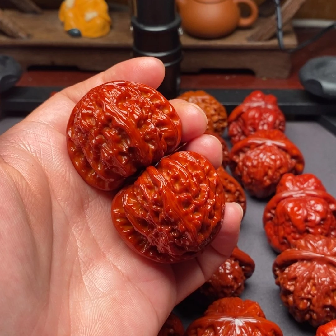 文玩核桃吊坠X*z42三角白