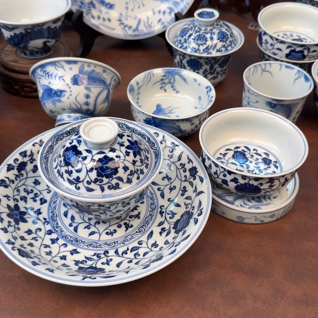 陶摆件缠枝莲三件套手绘