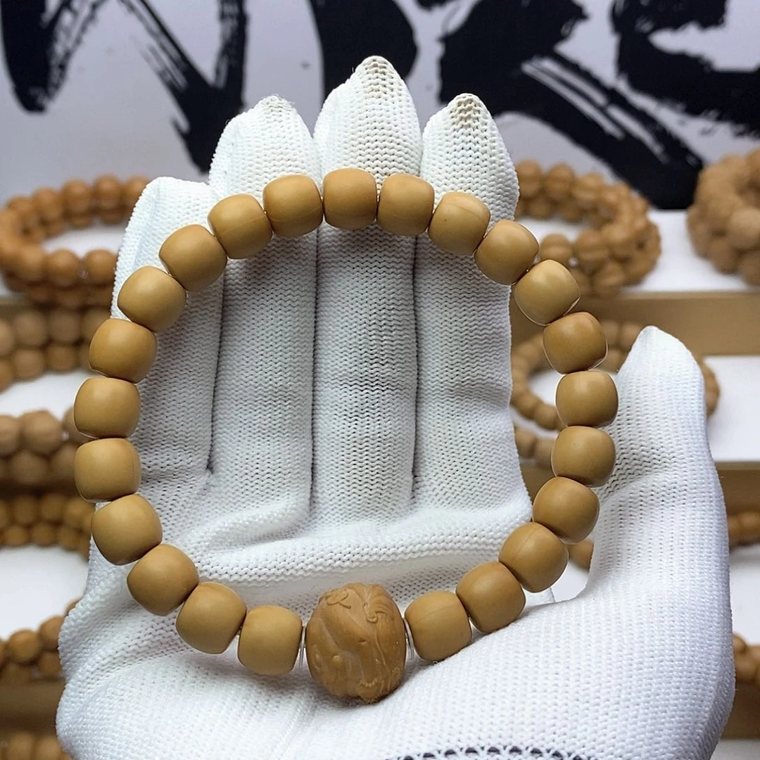 猴头核桃吊坠微瑕款直切带蝉先66.2