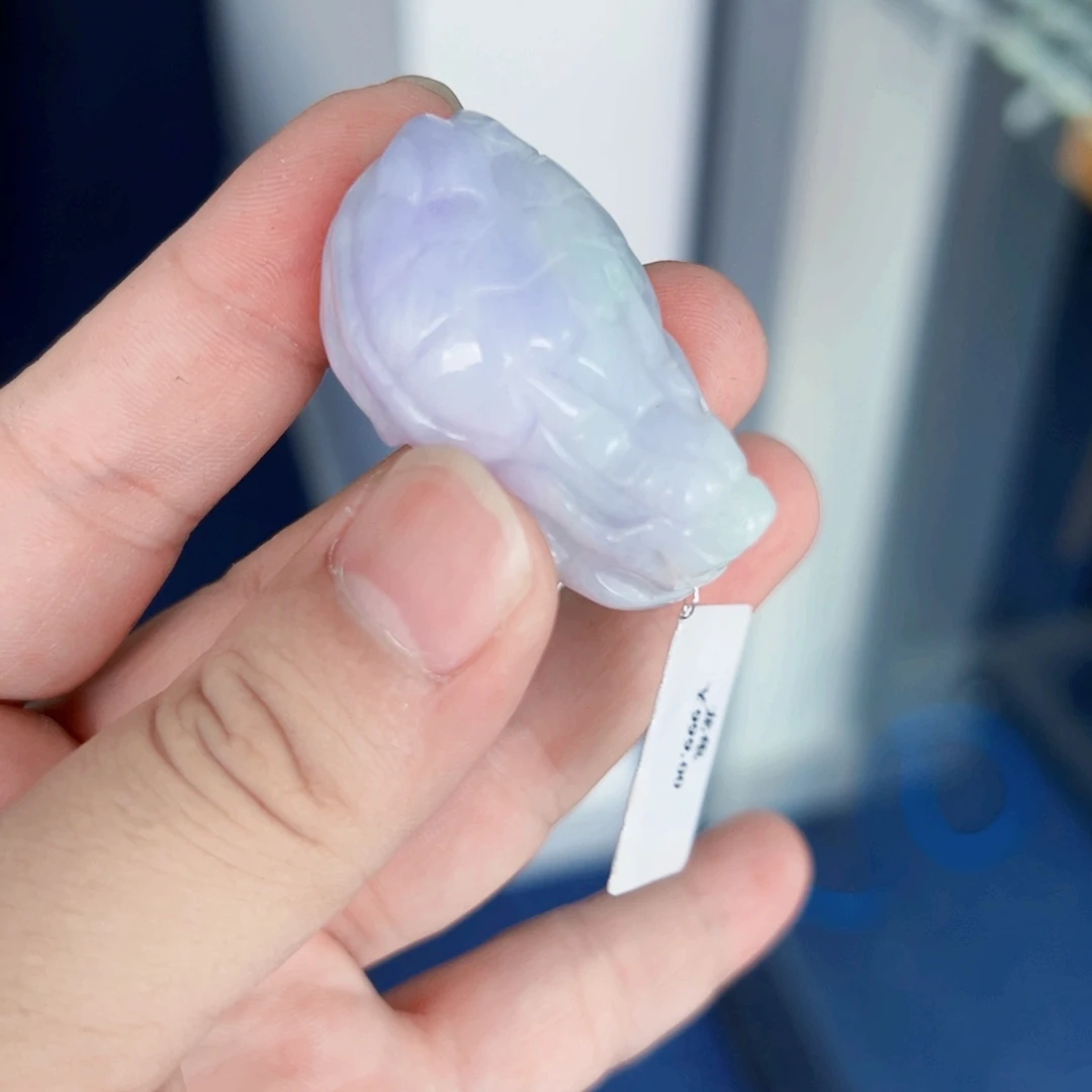 翡翠未镶嵌颈饰挂件