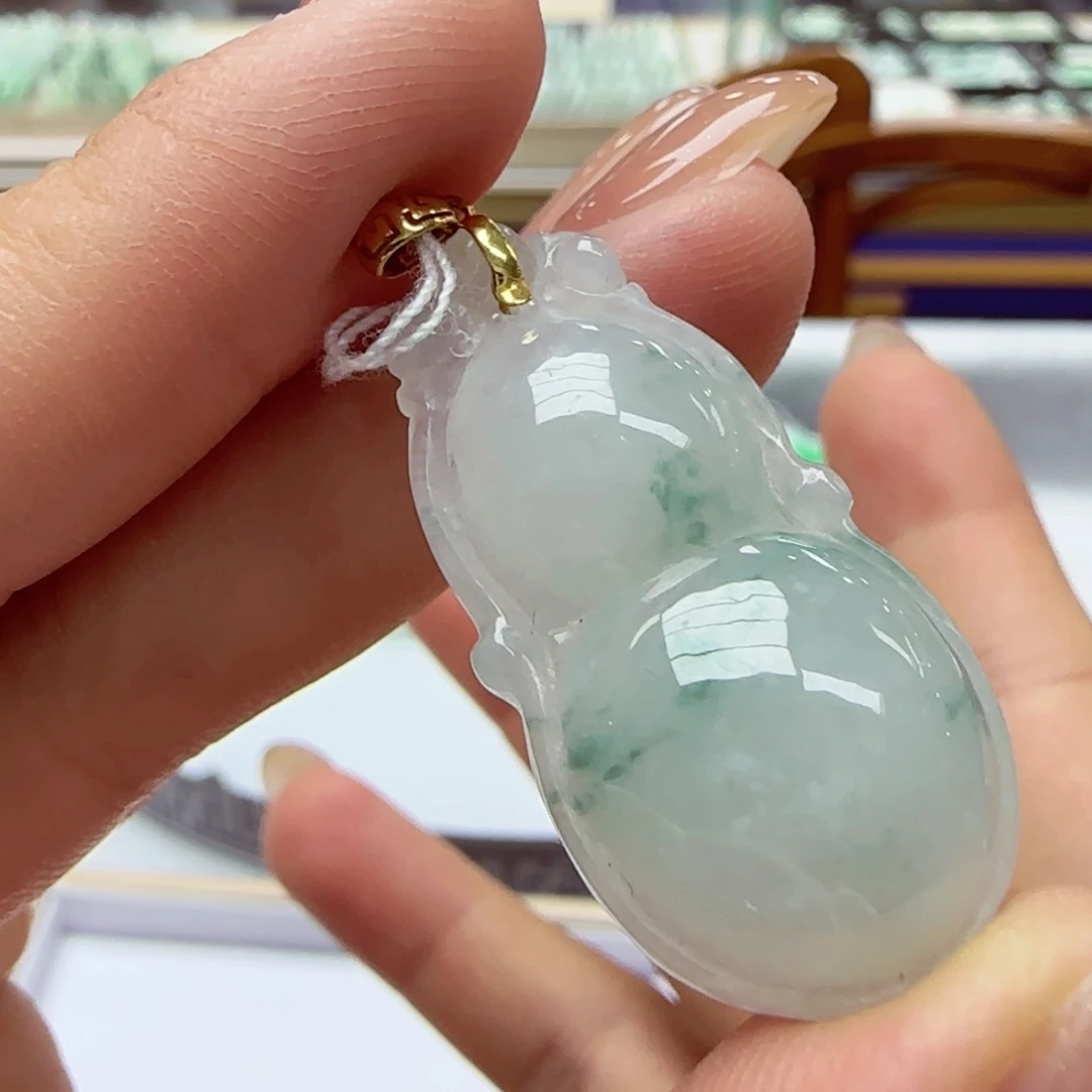 颈饰18K金镶嵌翡翠pk1511