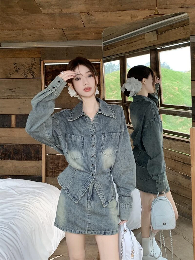 2025秋夏新款穿搭一整套韩版设计感牛仔衬衣显瘦包臀裙两件套