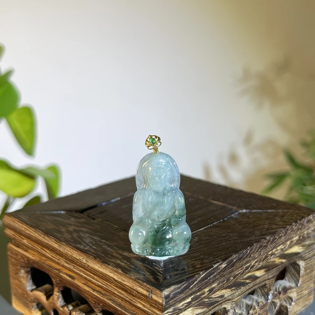 JTB05-216 天然缅甸翡翠A货 18K扣正装观音