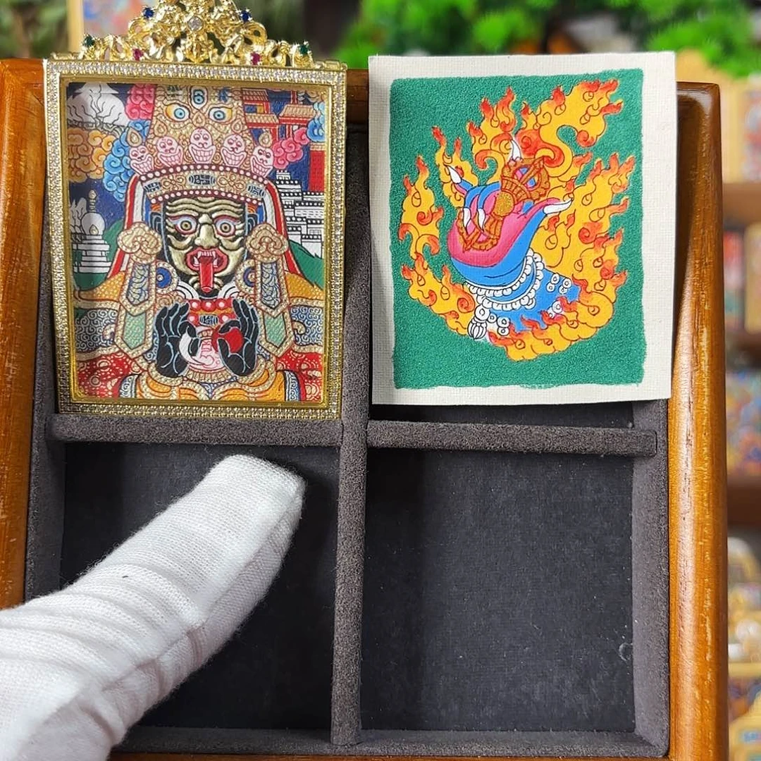 吊坠趁****行扎基拉姆热贡纯手绘双面唐卡