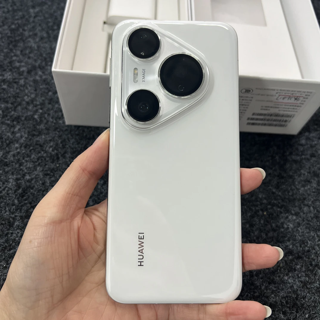 95新 Huawei/华为 P80pro+  白色 16+512g 再保：26.8.17 配件全套