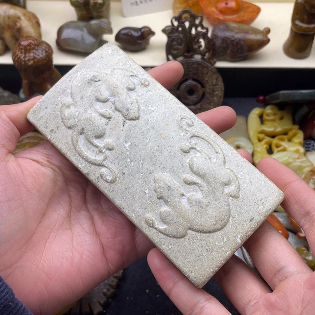 未镶嵌蛇纹石玉颈饰148