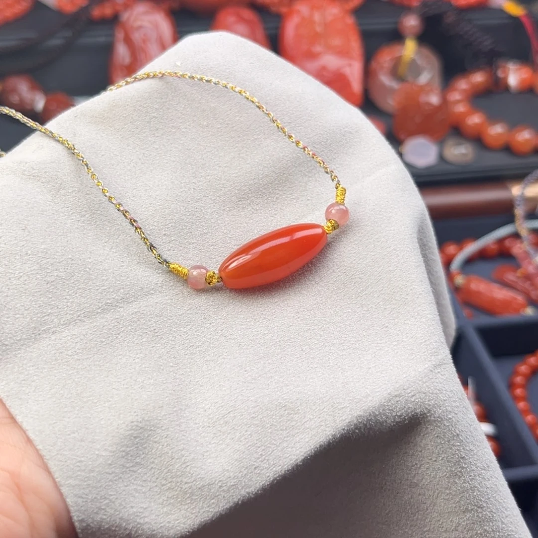 玛瑙/玉髓未镶嵌颈饰