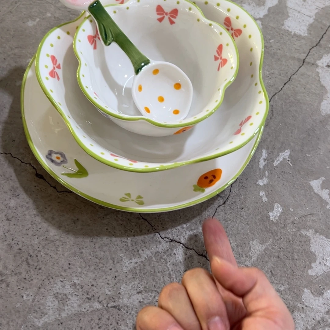 瓷微瑕品介意别拍谢谢！
