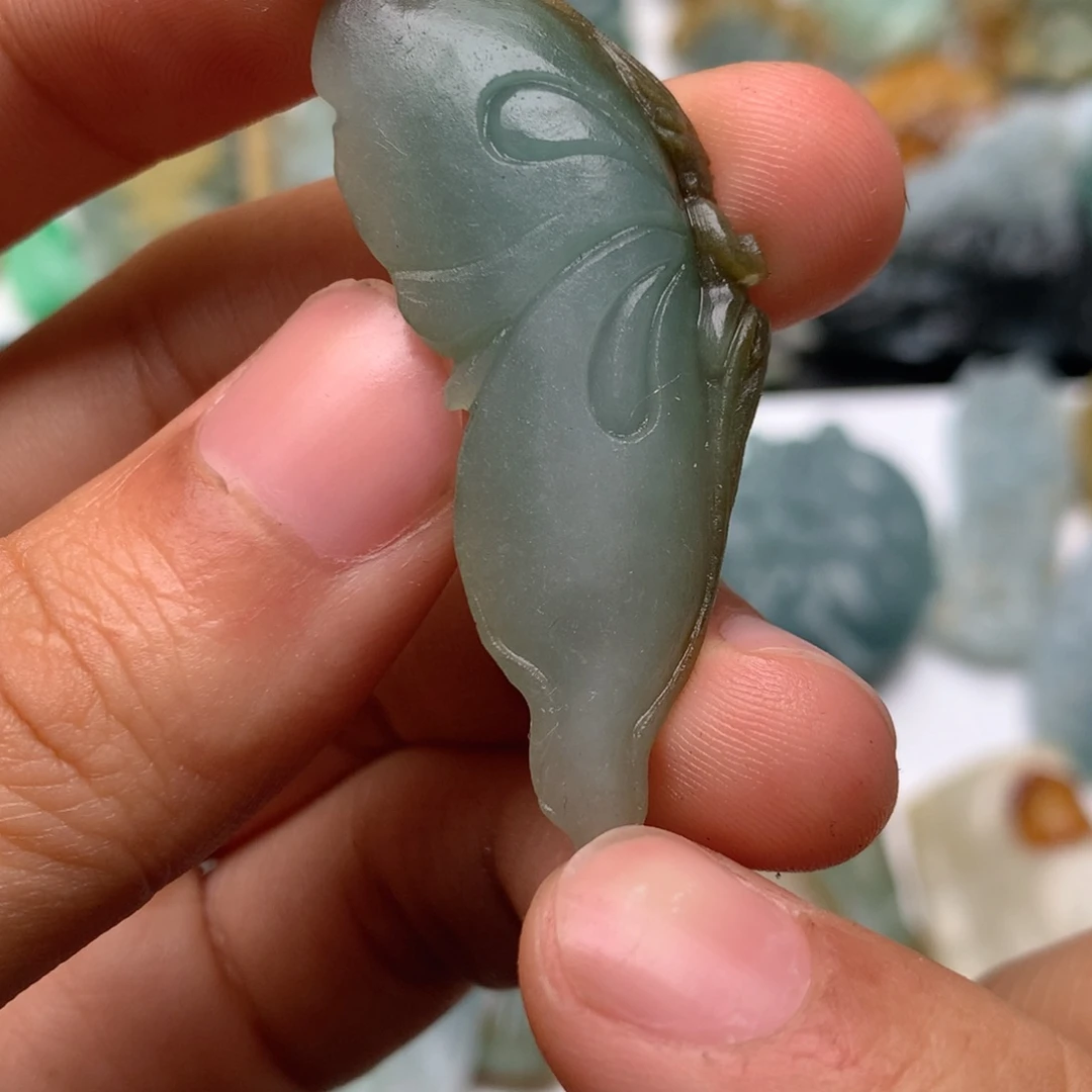 定制翡翠未镶嵌翡翠