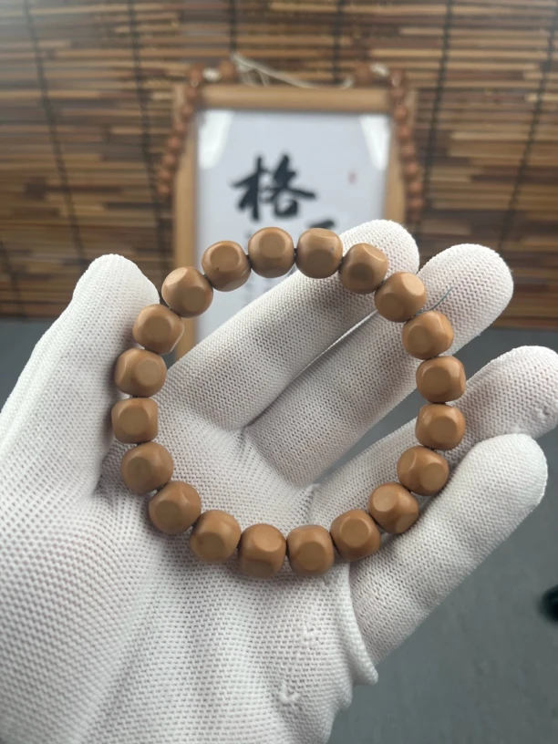 龙珠出品泛油馒头小六方