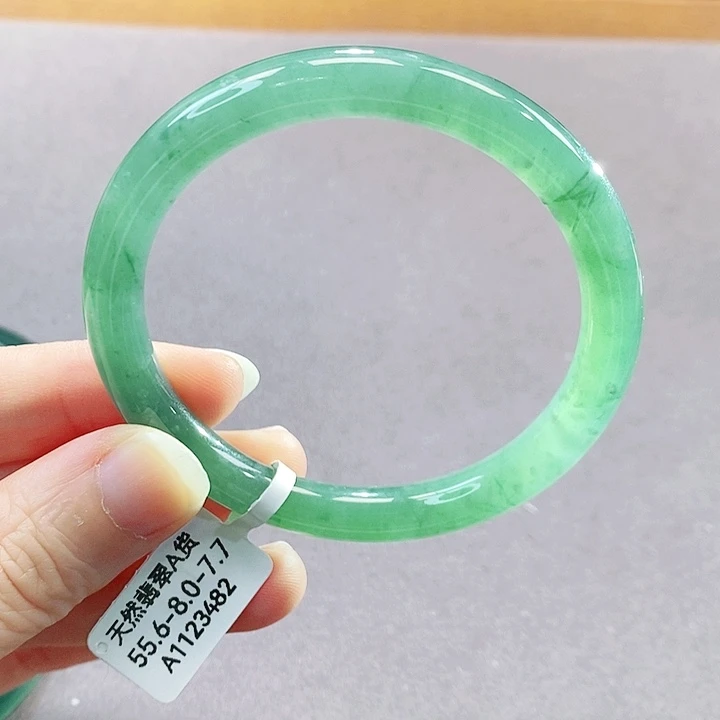 【闪购商品】未镶嵌手镯翡翠