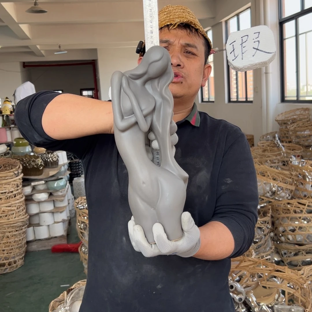 摆件174 号高中低温陶瓷工艺瓶（部分微瑕）