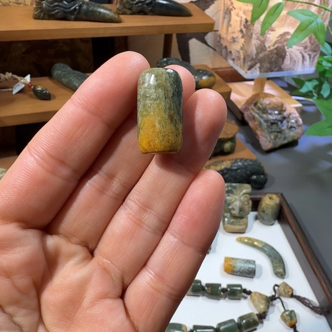 岫岩河磨玉（透闪石质玉）未镶嵌挂件