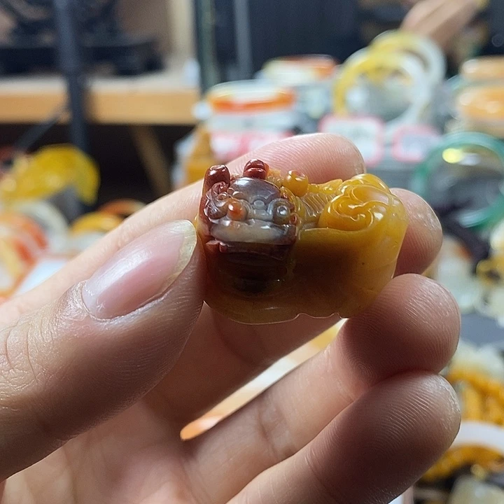 石英质玉（黄龙玉）合金手镯