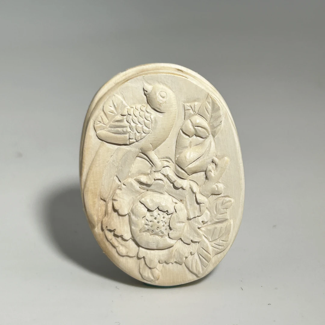 猛犸牙雕喜上眉梢吊坠35*26*6mm假一罚四X1548