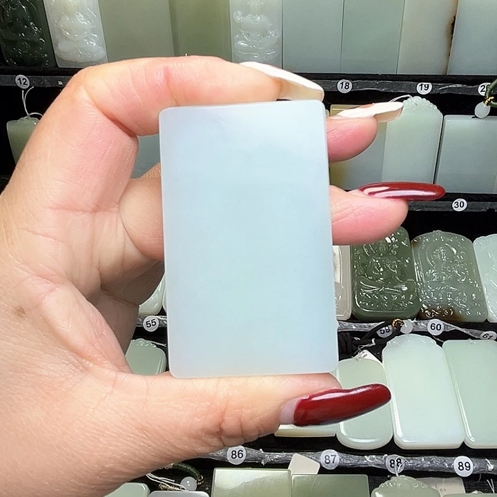 和田玉颈饰未镶嵌军*