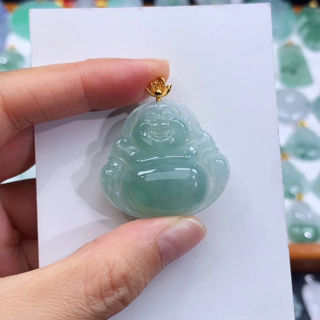 翡翠18K金镶嵌颈饰翡翠吊坠