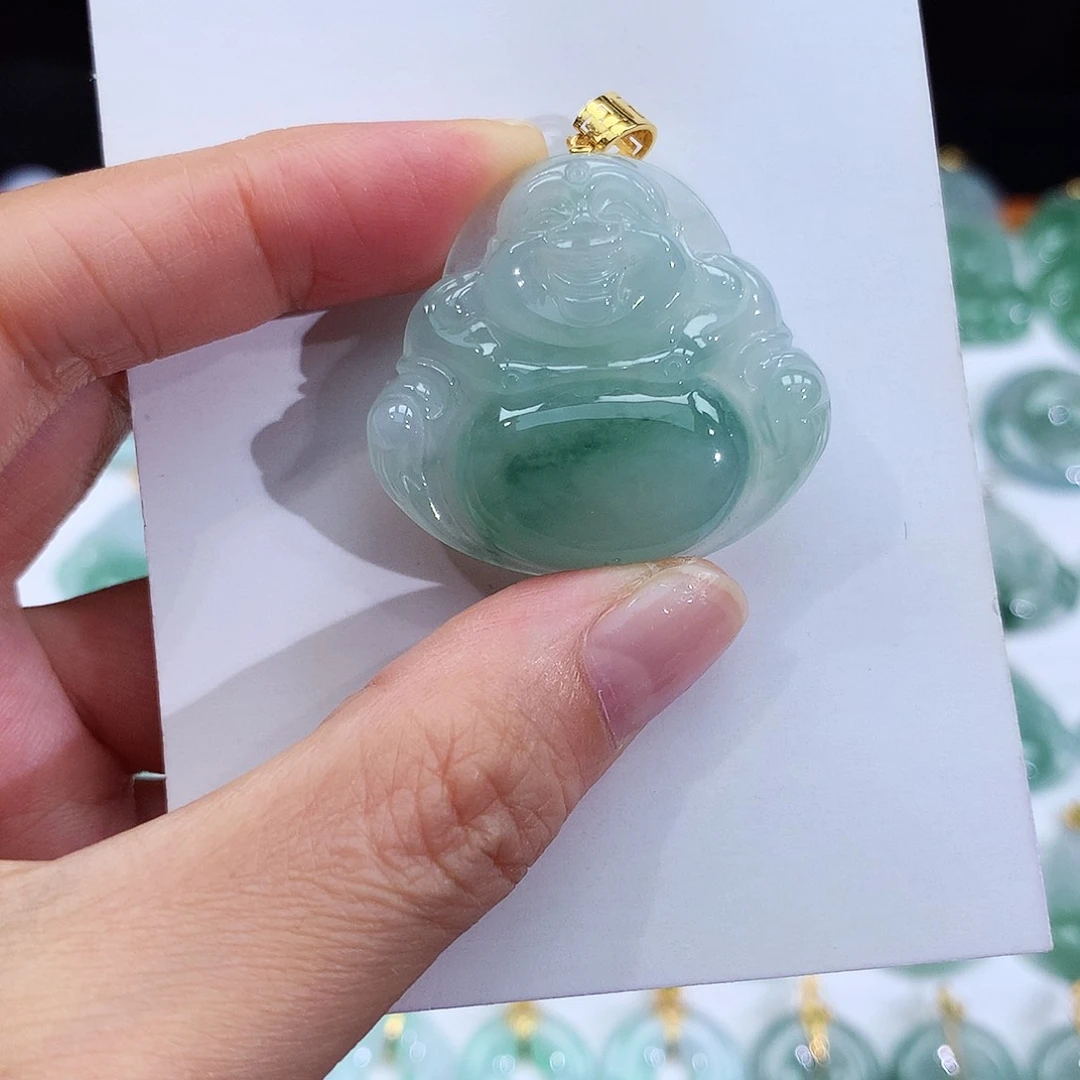 翡翠18K金镶嵌颈饰翡翠吊坠