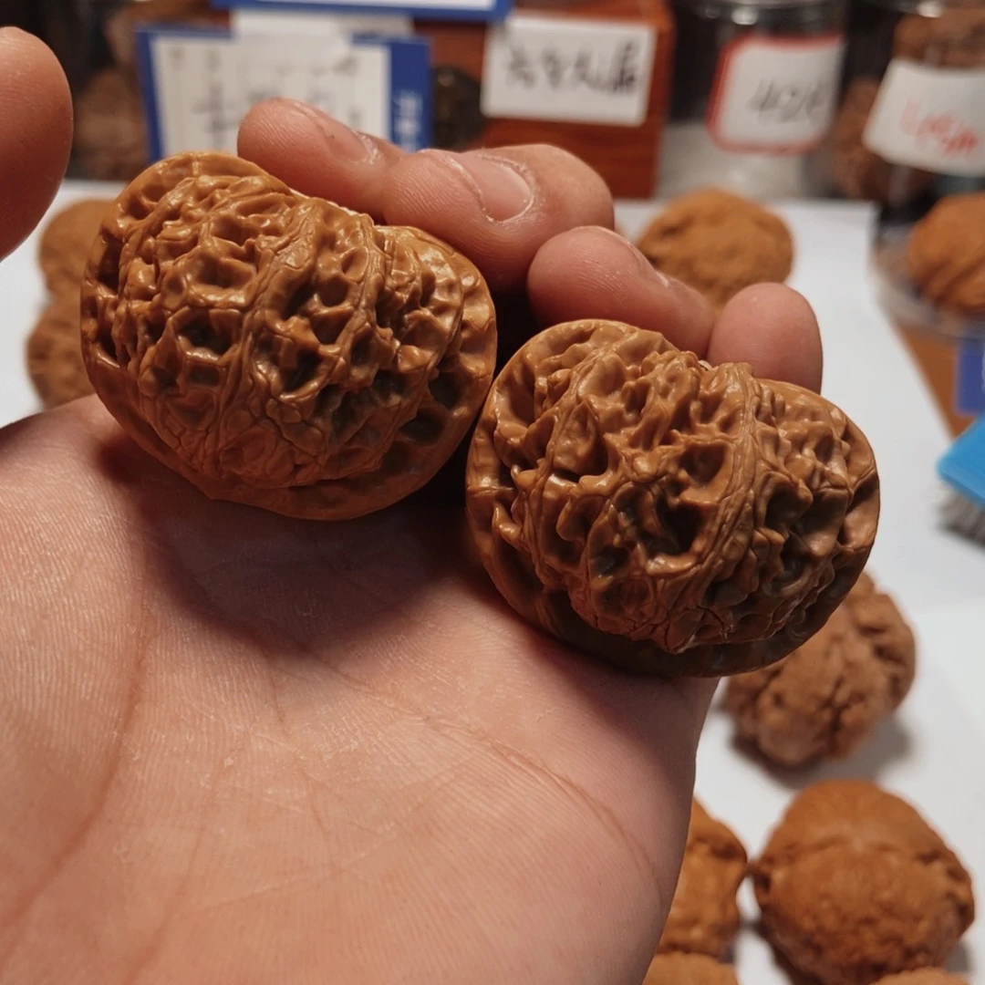 文玩核桃吊坠42宫灯。31