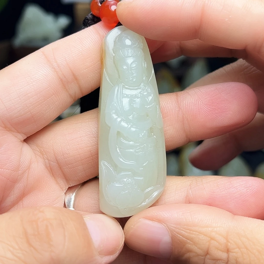 颈饰未镶嵌和田玉
