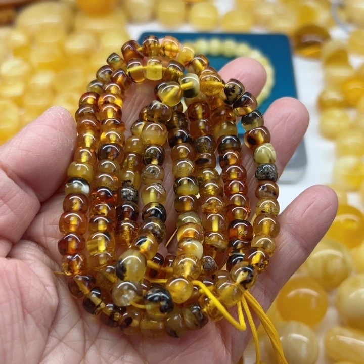 琥珀（矿物珀）颈饰未镶嵌