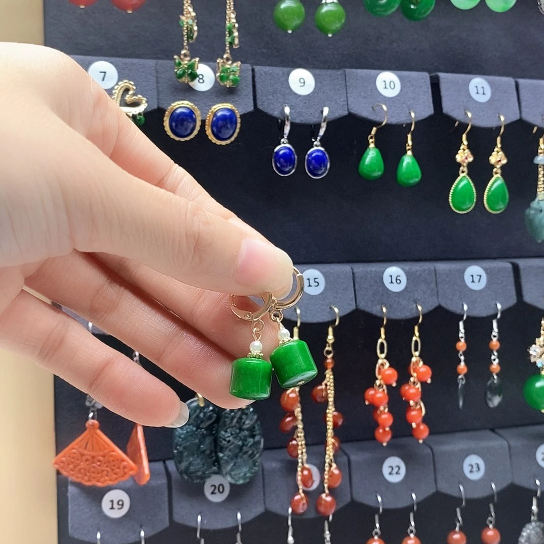 玛瑙/玉髓未镶嵌耳饰