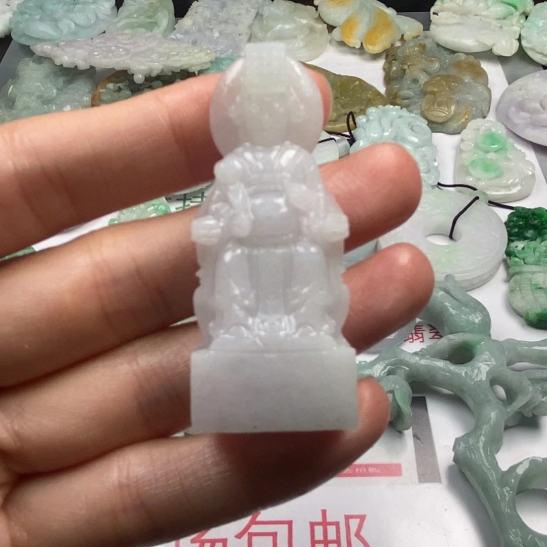 定制翡翠未镶嵌翡翠