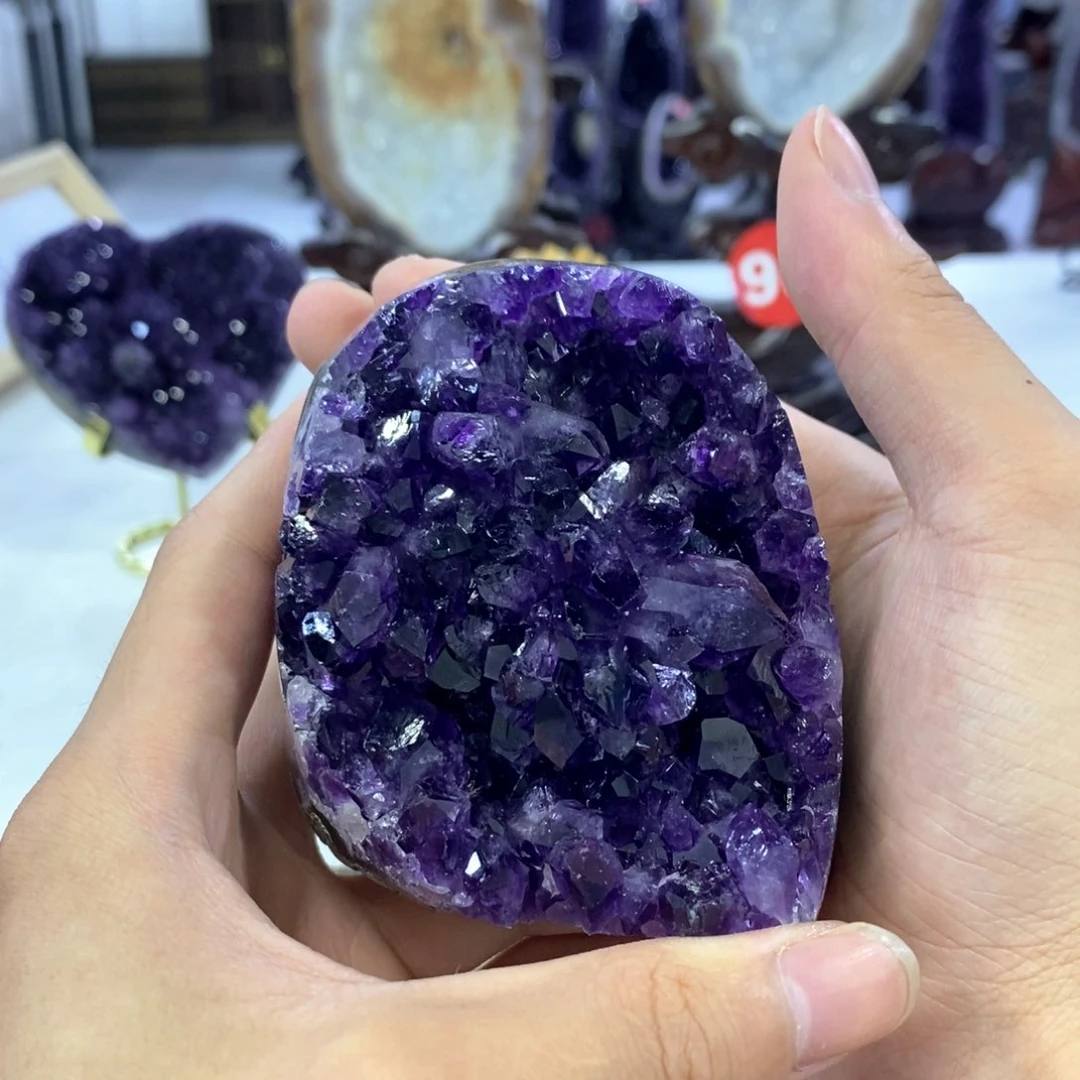 未镶嵌水晶大型摆件（非配饰）