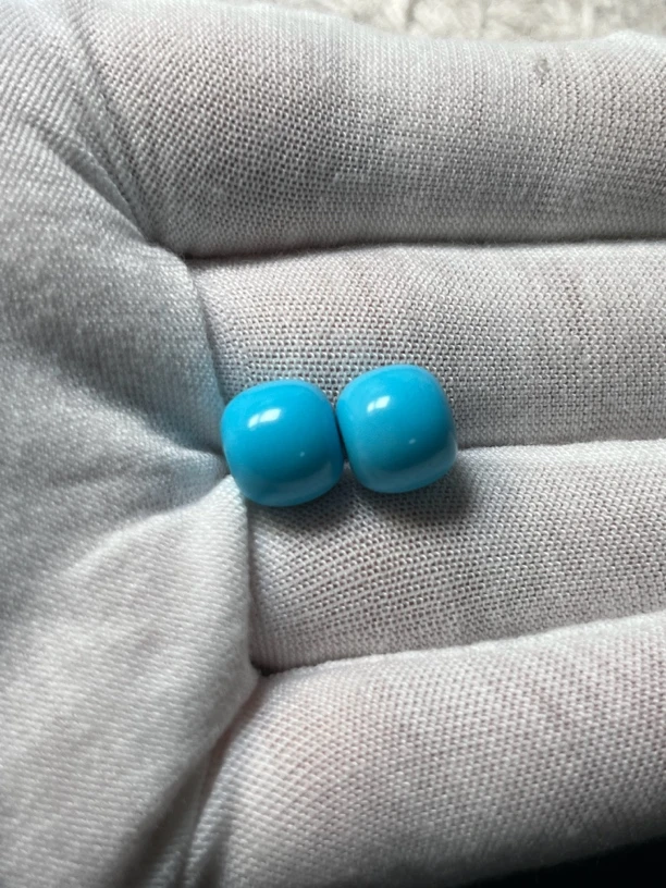 高瓷蓝色10毫米老型配珠对珠天然绿松珠宝