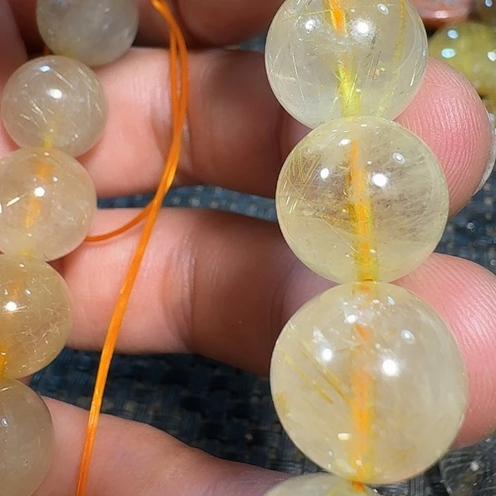 用***2未镶嵌颈饰水晶好