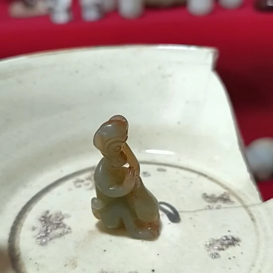 摆件玉，，，，，，，，，，，，，，，