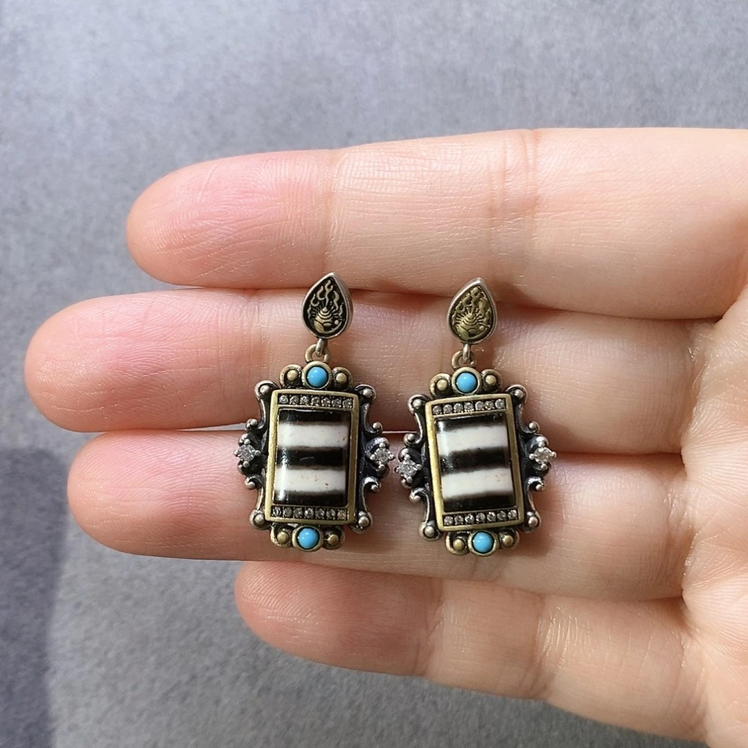 玛瑙/玉髓耳饰未镶嵌