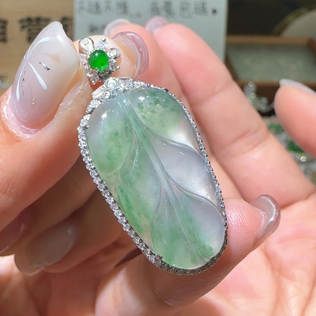 【闪购商品】翡翠颈饰18K金镶嵌缅甸