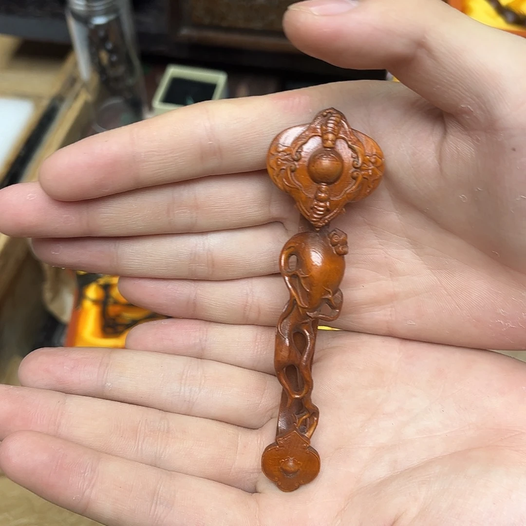 大叶紫檀（黑酸枝木类）