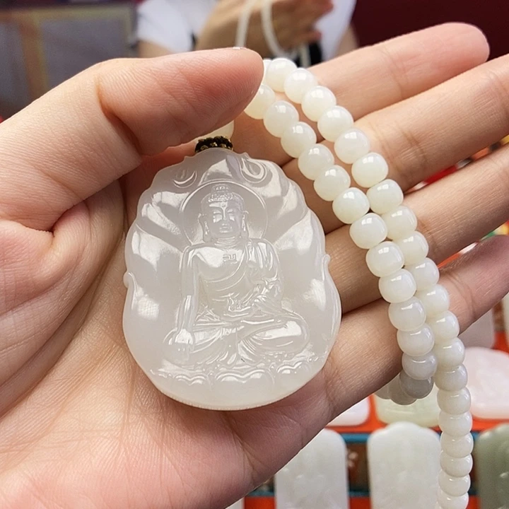 和田玉未镶嵌颈饰