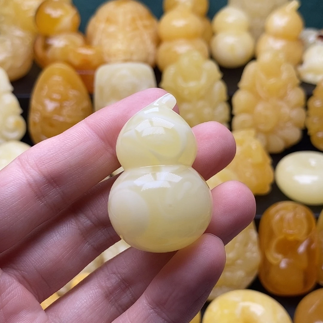 琥珀颈饰未镶嵌琥珀蜜蜡吊坠