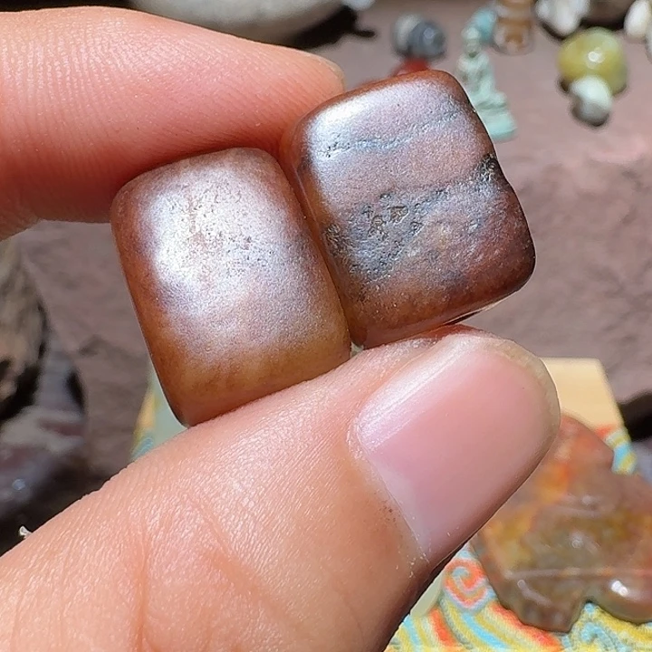 华***。和田玉（糖玉）未镶嵌颈饰