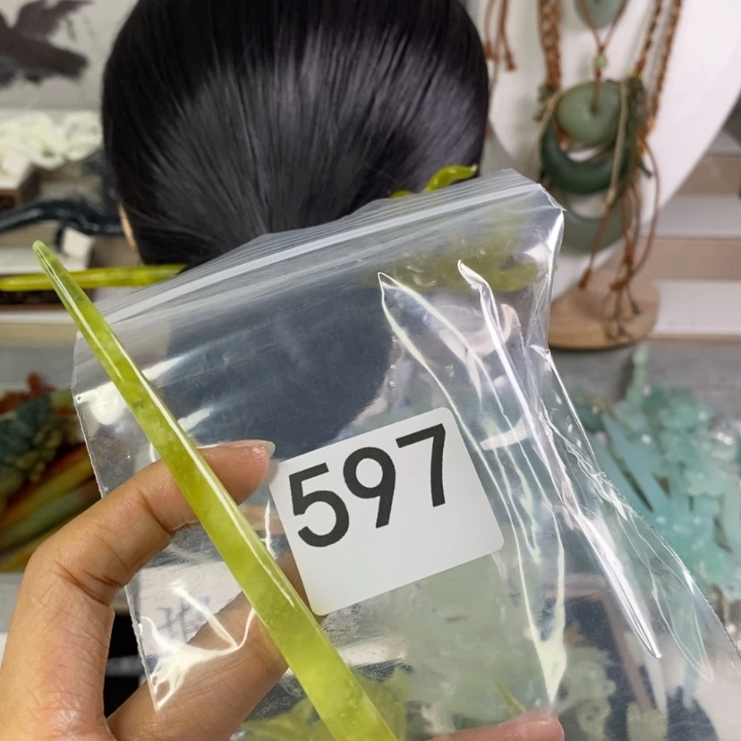 【闪购商品】岫玉颈饰未镶嵌a****i发簪